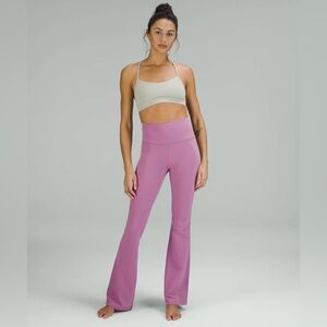 Lululemon Groove Super-High-Rise Flared Pant Nulu
Velvet Dust size 8